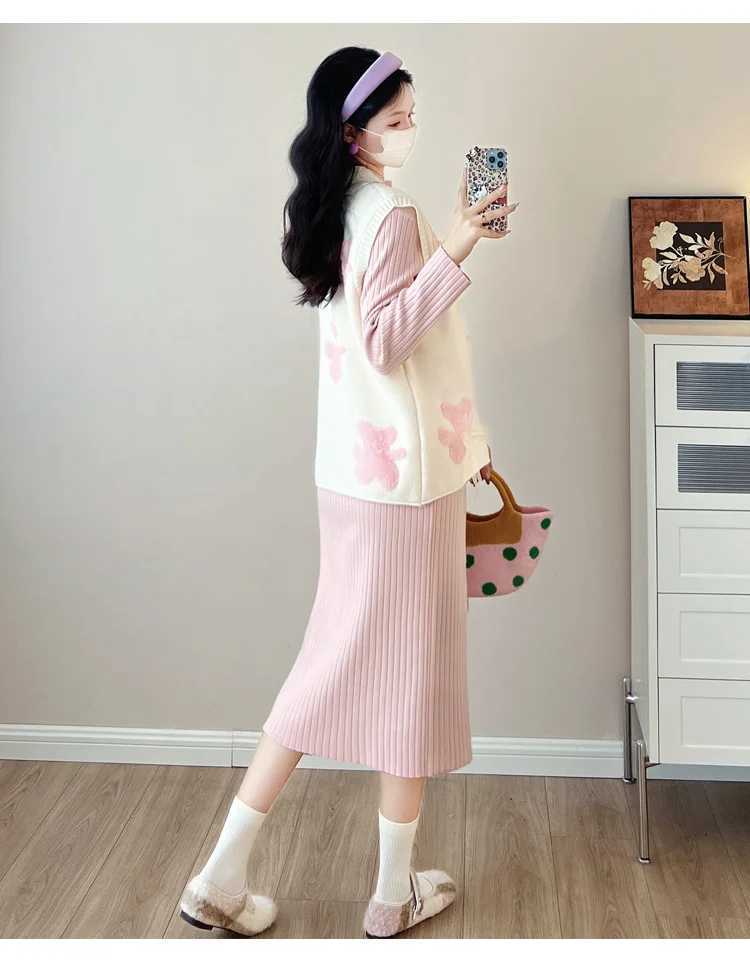 Autumn and Winter Pregnant Womens Clothing Pink Sweet Sweater Dress Long Sleeve Materni Basic Dress Office Lady Elegant DressXJ241213