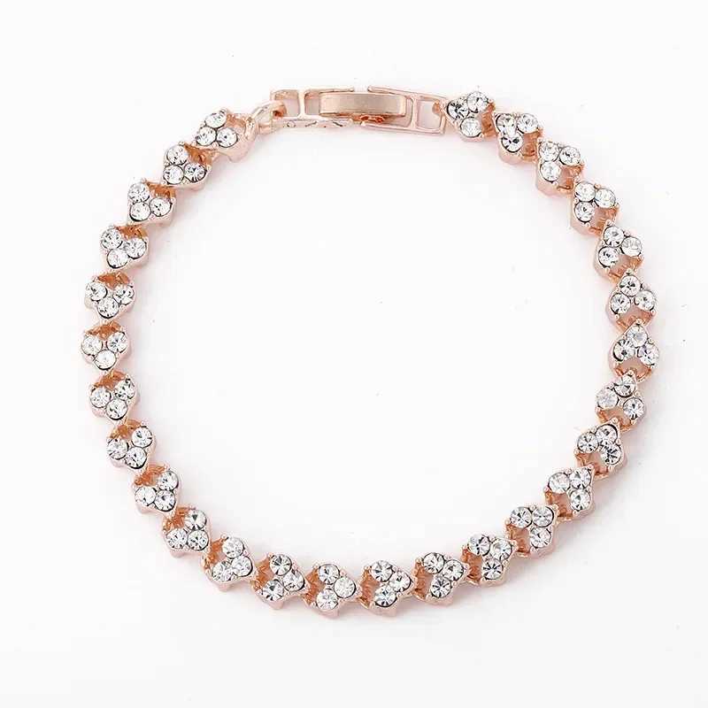 Delysia King 3 Color Women FashionZircon Inlaid Heart BraceletXJ241214