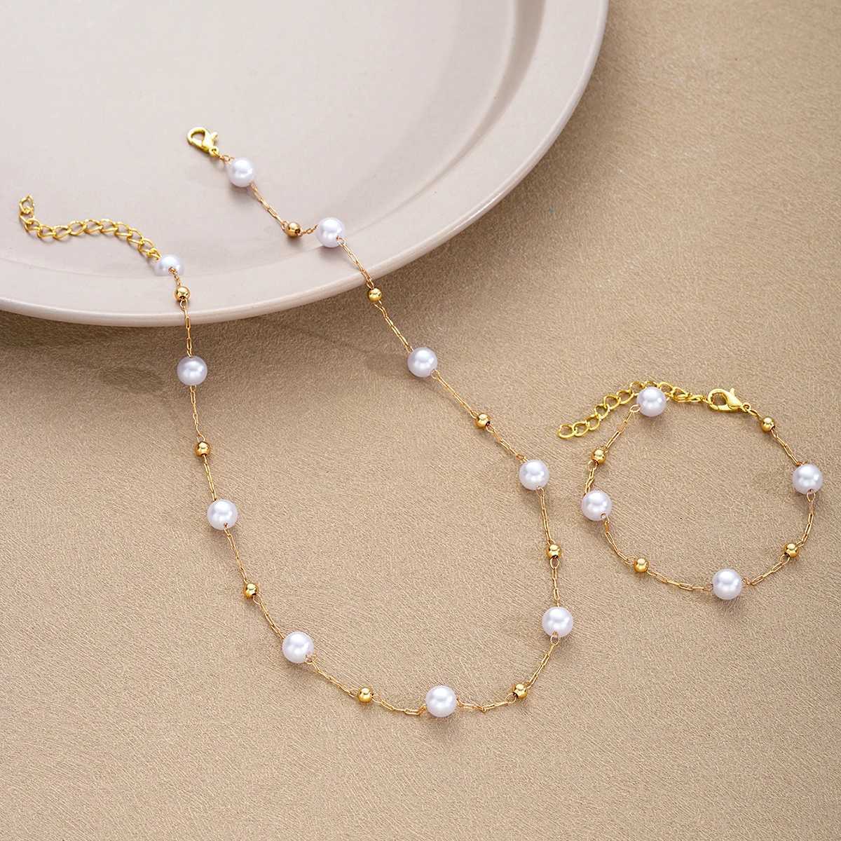 2 Pcs Exquisite Gold Color Bohemian Jewelry Set for Women Fashion Pearl Cross Pendant Necklace Bracelet Set Casual Jewelry GiftsXJ241214