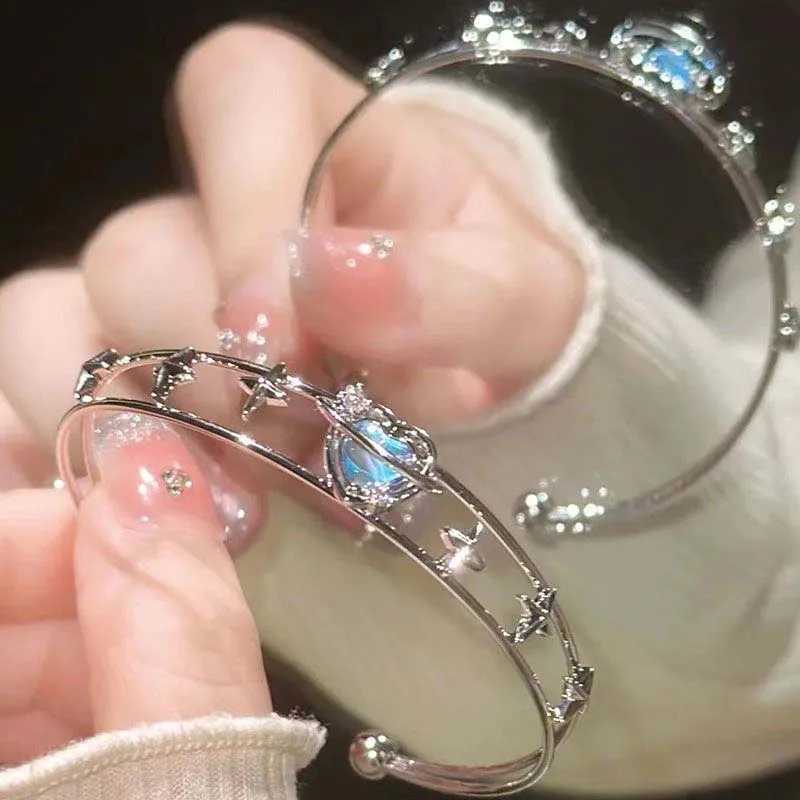 Kpop Y2K Blue Peach Heart Zircon Bracelet For Women Simple Crystal Cross Star Irregular Geometric Bracelet Aesthetic JewelryXJ241214
