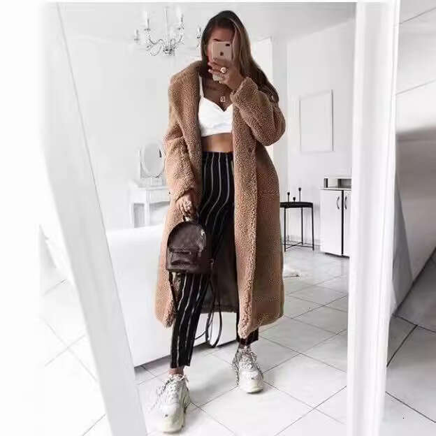Autumn Winter New European And American Lamb Wool Woolen Coat, Women's Fashionable Quality Classic