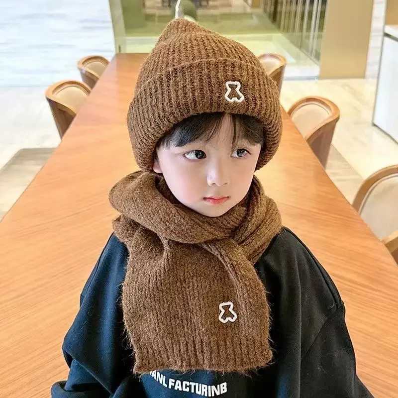 New Fashion Warm Hat Scarf Set Suitable for Children Boys Girls Chick Bear Knitted Hats Winter Warm Bean Scarf Set W241213