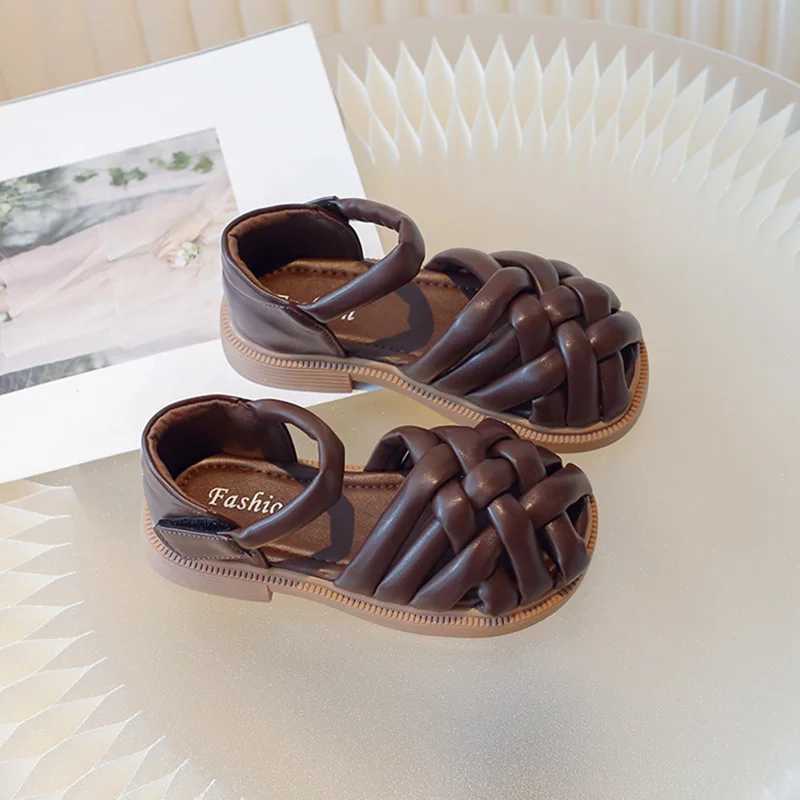 Sandals Children Sandals Girls Summer Hollow Out Roman Shoes 2024 Students Low Heel Gladiator Beach Shoes Weave Toe Girl Footwear H04193 H241213
