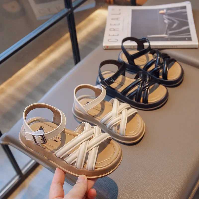 Sandals Top Sale Girl Sandals Vacation Narrow Band Gladiator Style Outdoor Children Flat Little Girl Fashion Summer Soft Kid Shoe H06242 H241213