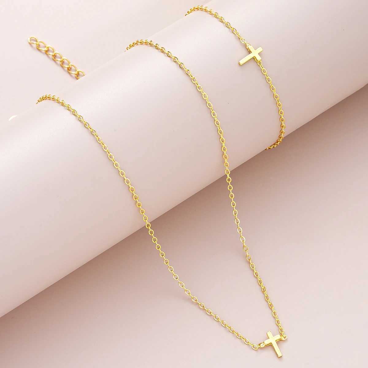 2 Pcs Exquisite Gold Color Bohemian Jewelry Set for Women Fashion Pearl Cross Pendant Necklace Bracelet Set Casual Jewelry GiftsXJ241214