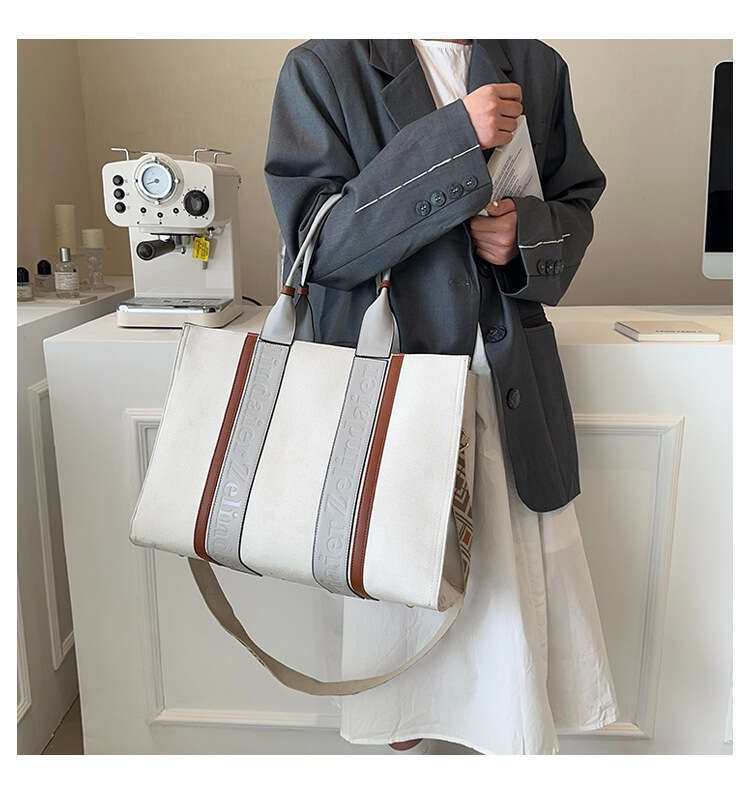 Female High-End Niche Tote Bag, New Color Blocking Handbag, Large Capacity Commuting Crossbody Bag