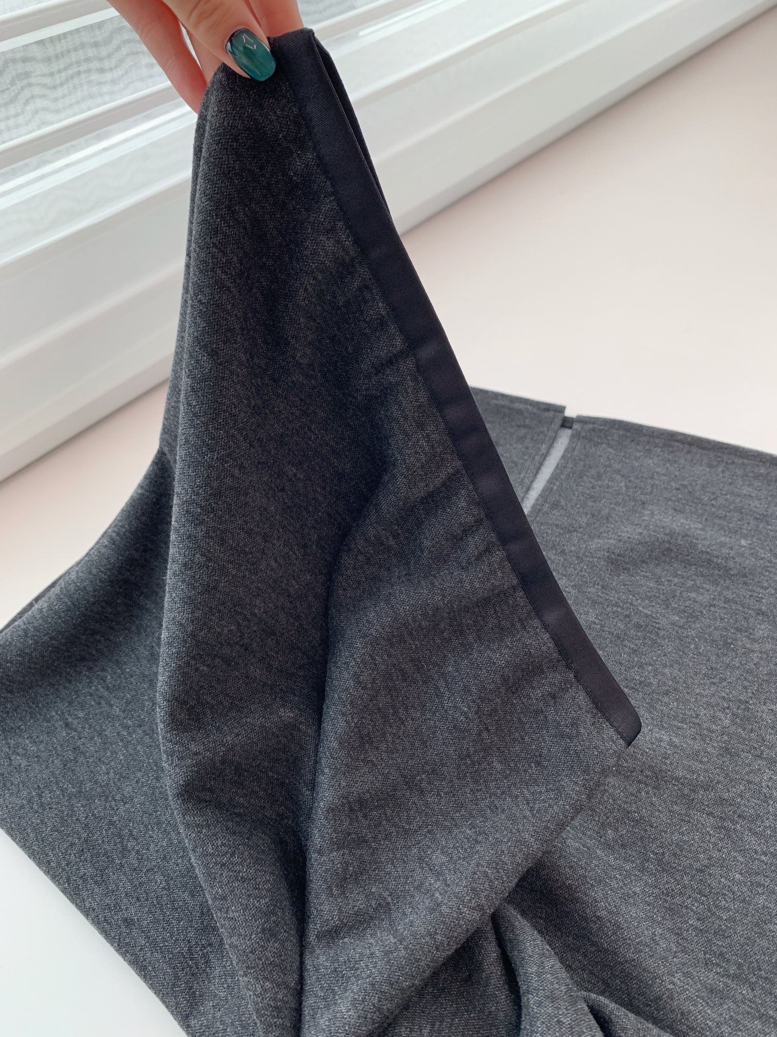 DY7 Simple Clean fit Material Cashmere Polyester+Mulberry Silk Loose fit Straight silhouette Mid-length Half Skirt