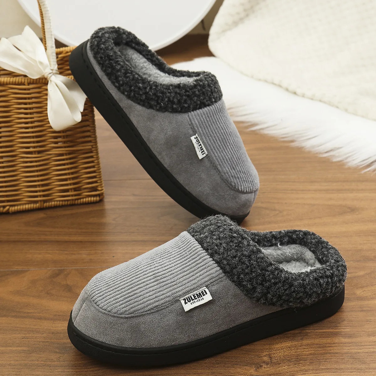 Litfun Winter Men Cotton Shoes Warm Fleece Lined Outdoor Fashion Fuzzy Slides Indoor Antiskid Short Plush Female House Slippers 241214