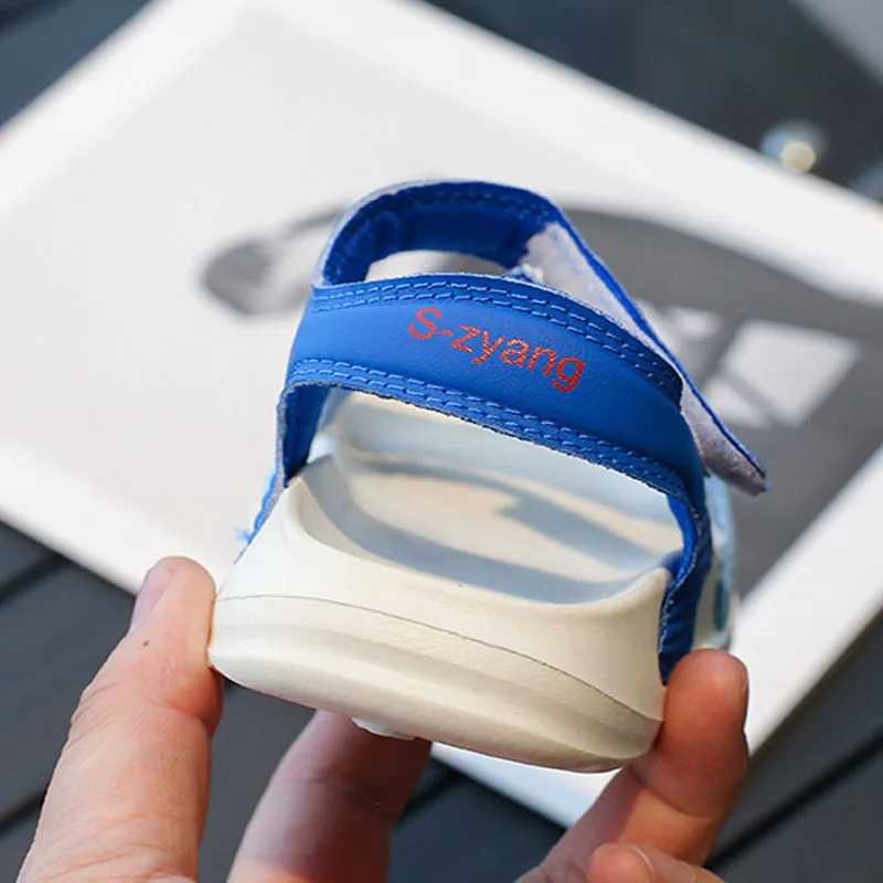Sandals Summer Platform Sandals for Boys Childrens Open Toe Baby Boy Shoes New Sports Kids Soft Bottom Boy Beach Shoes Flat Heel H04253 H241213
