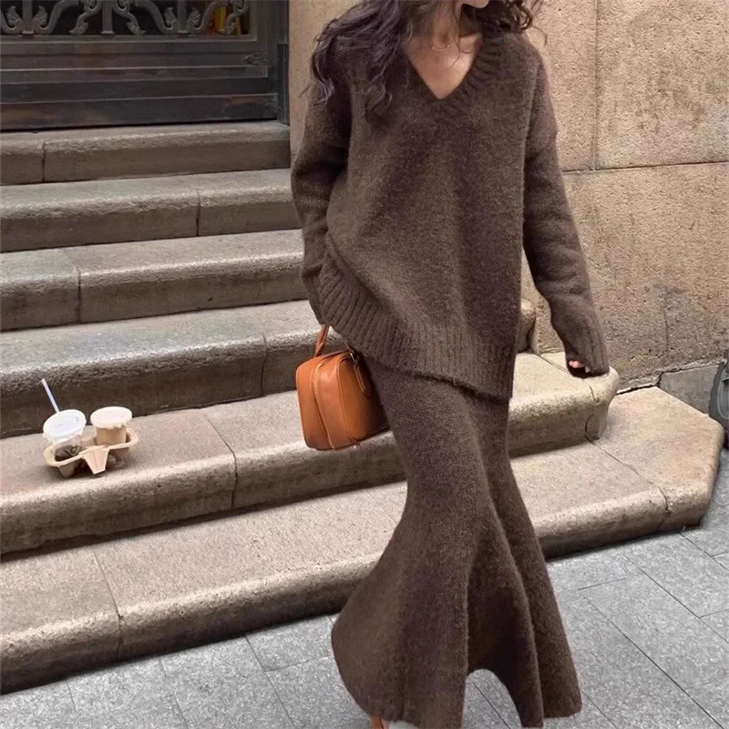 French Style Knitted Sweater Top Womens Autumn Winter VNeck Pullover Skirt 2Piece Set Idle Long 241211