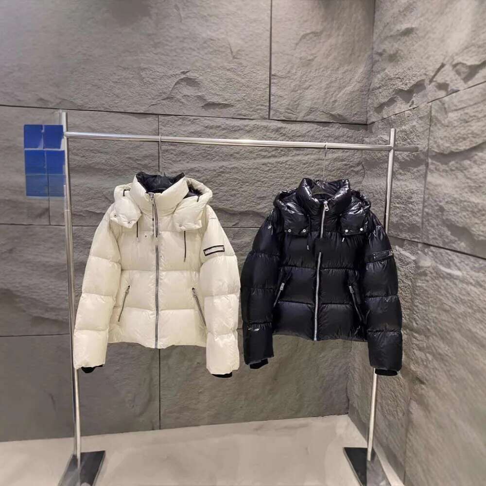 Mackaged Coat Woman Designer Down Jacket Fashion Classic Short Jacket Neutral Thick Down Jacket Classic Casual Letter Retro Down Coat With 2 Colors To Choose ba3