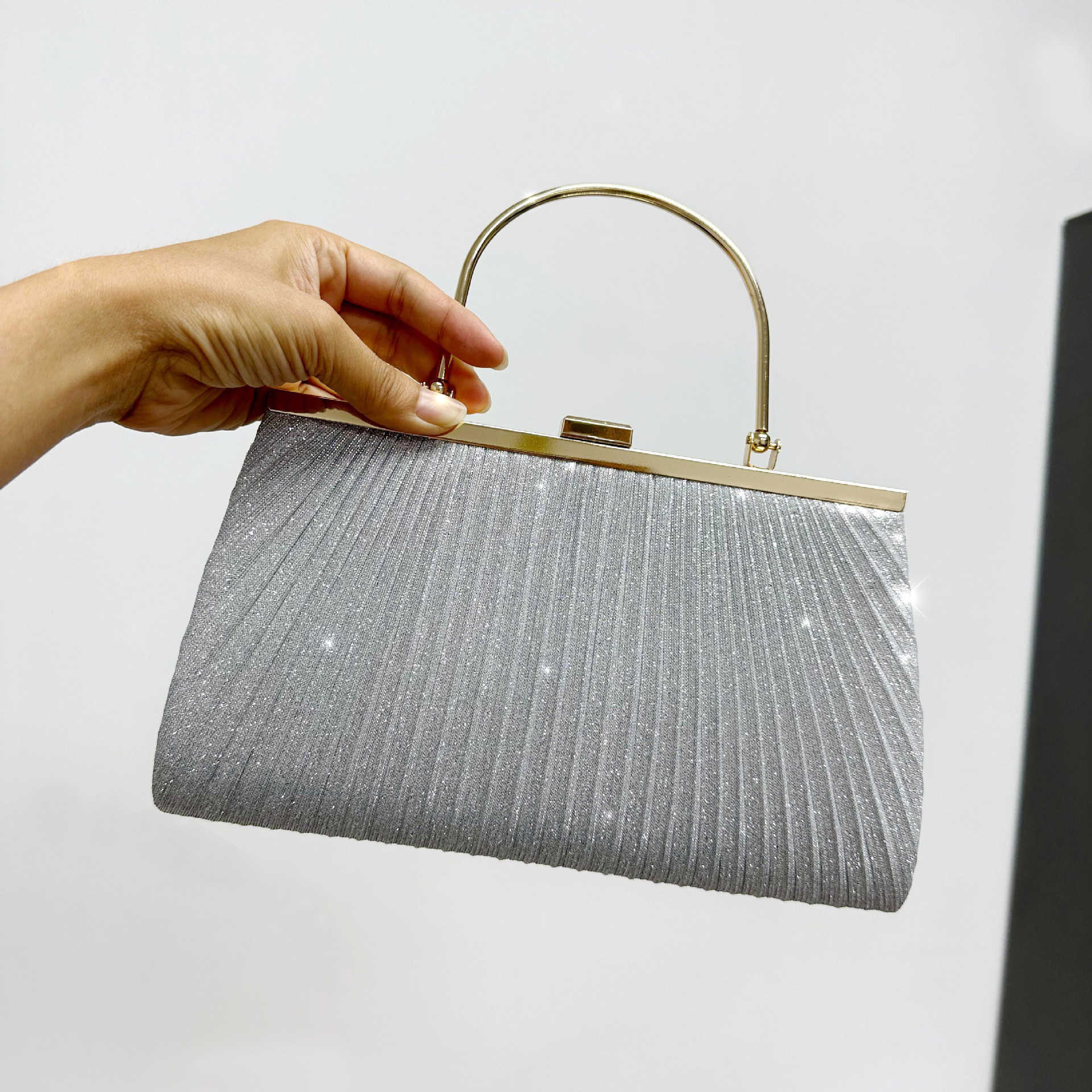 Clutch Bag New Wrinkled Shiny Dinner Bag Handbag Mobile Phone Bag Womens Banquet Bag Cheongsam Dress Bag Ktv Princess Bag 240920
