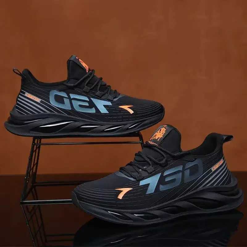 Mens shoes summer mens shoes sports new mens running breathable anti slip casual running trend student shoes menC250304
