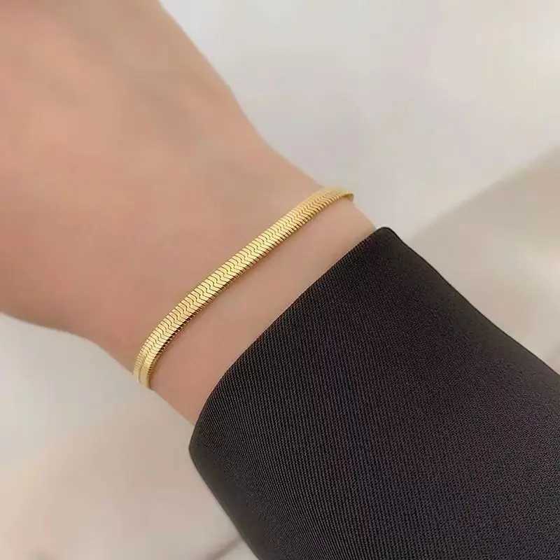 HIPEE Trend Stainl Steel Flat Snake Bone Chain Bracelet for Women Men 2/3/4/5MM Width Snake Chain Bangles Jewelry Party GiftsXJ241218