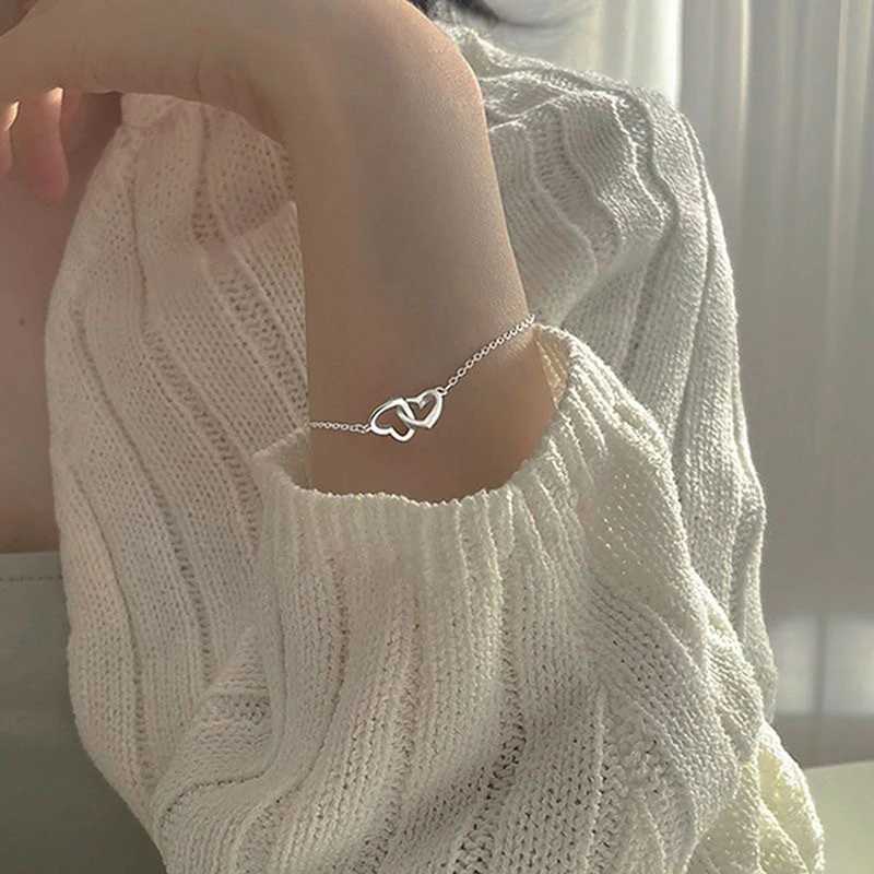 Simple Double Heart Pendant Bracelets For Women Couple Stainl Steel Sliver Chain Wedding Party Jewelry Valentines Day GiftXJ250109