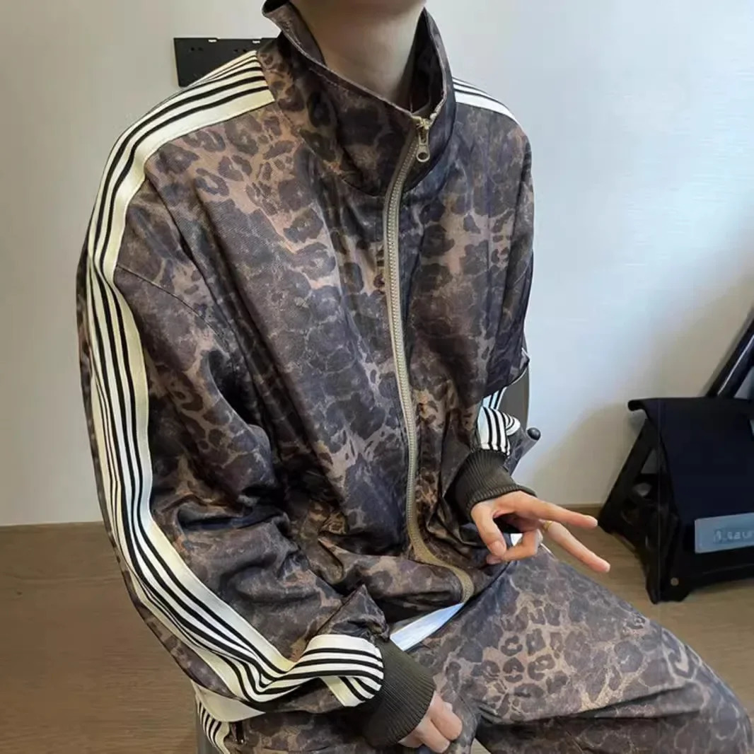 Vintage Leopard Printed Sports Suit Jacket Sweatpants For Men Trendy Digital Printing Striped Vest Style American Retro 241214