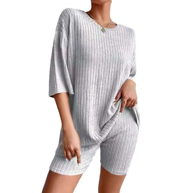 2024 New Knitted Casual Fashion Spring Commuter Round Neck Loose Women's Shorts Set for Europe and America