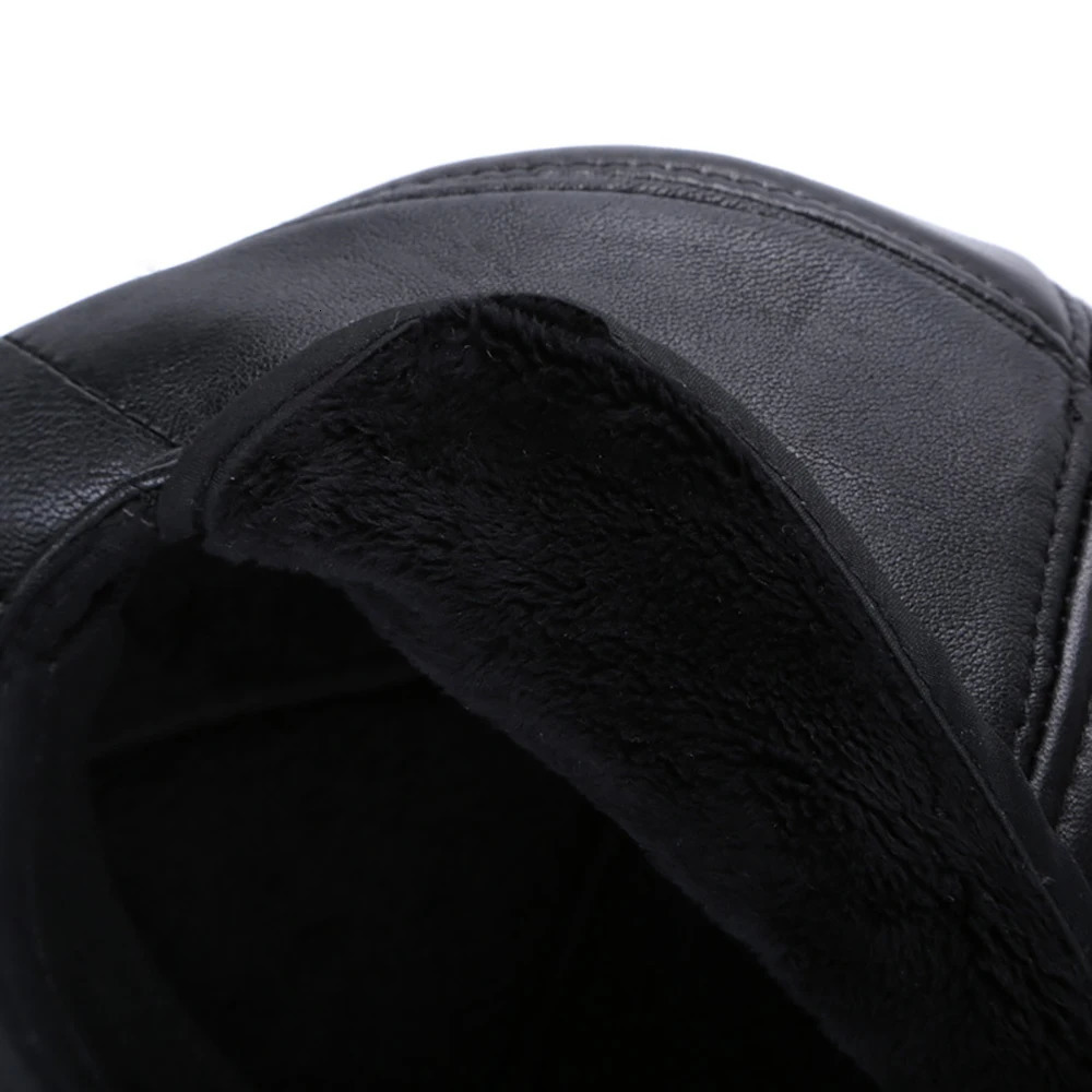 2024 selling genuine sheepskin leather beret mens black casual duckbill hat retro 100 winter warm flat 241210