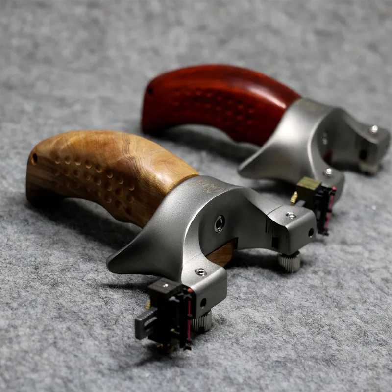 New Arrival slingshot stainless steel+wood fast press lamp aiming precision outdoor combat powerful hunting catapult bow Z241214