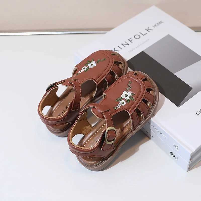 Sandals Traditional Chinese Embroidery Kids Shoes for Girl Sandals Summe Retro Princess Shoes Roman Style Girls Leather Shoes Kid F05173 H241213