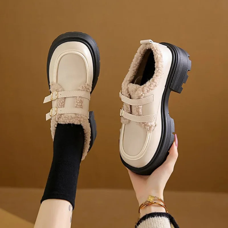 British Style Leather For Girls Winter 2024 Thick Soled Lamb Wool Warm Uniform School Cotton Shoes Plush PU Woman