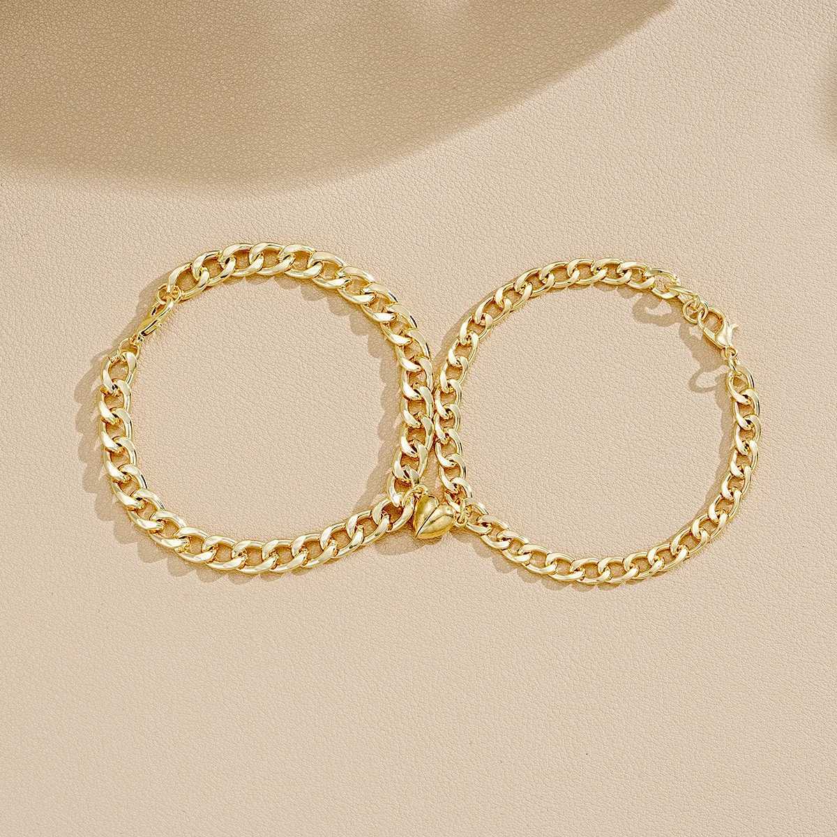 2Pcs/set Heart Magnet Couple Bracelets Heart Attraction Bracelet Charm Simple Cuban Chains Key Lock Jewelry Gifts XJ241214