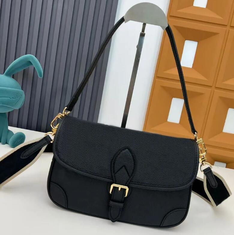 Upgrade Mirror Quality Designer Small Diane Bags 23cm Womens Real Leather Cowhide Handbags Emed Letters Black Purse Crossbody Shoulder Strap Bag
