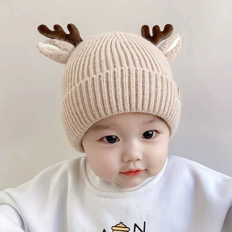 Cute reindeer antlers baby hat thick and soft cotton knitted boy and girl hats newborn deer ears Christmas hats W241213