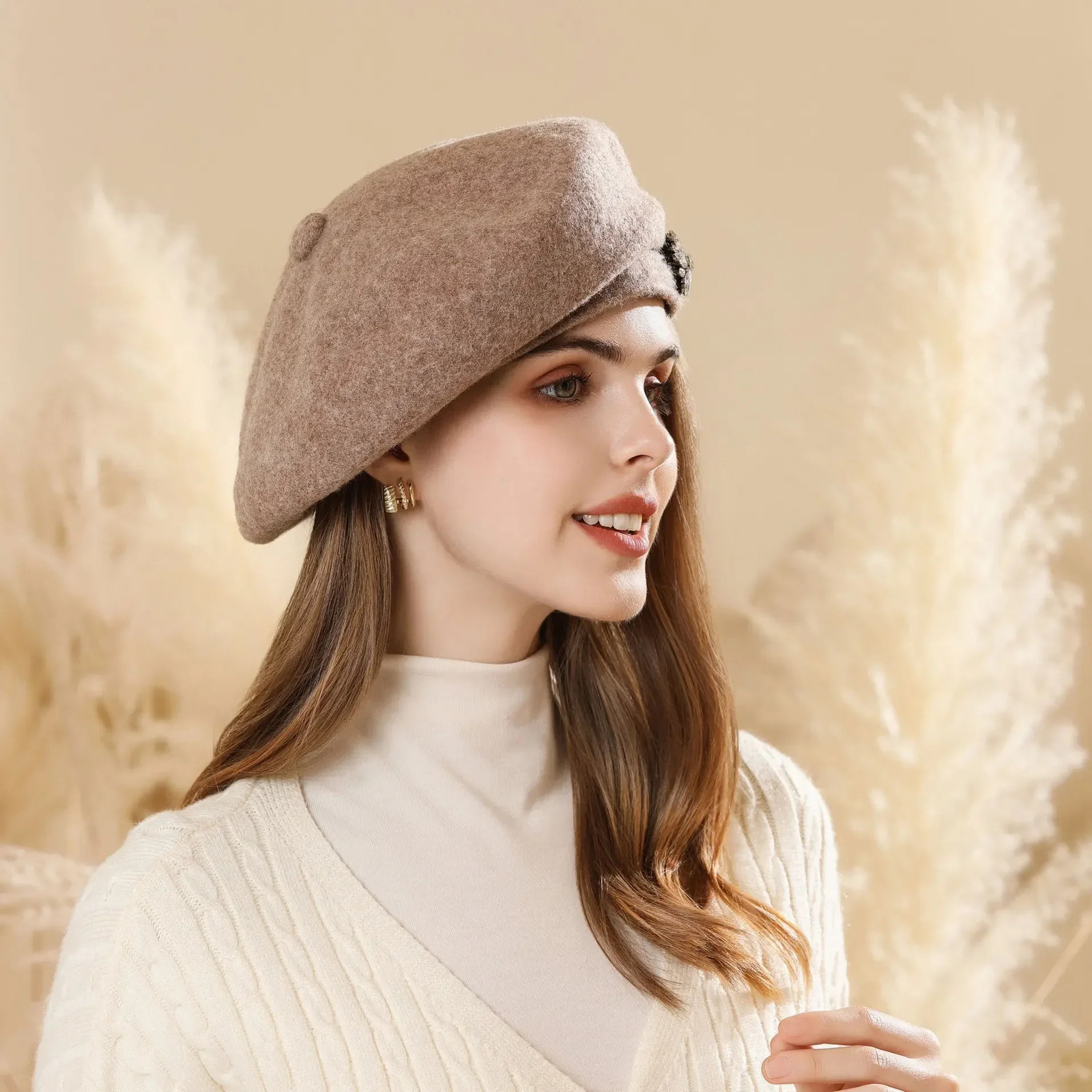 Winter Hats for Women Rhinestone Decor Wool Beret female Soft Warm Black hats Fashion Beanie for Womens 241214