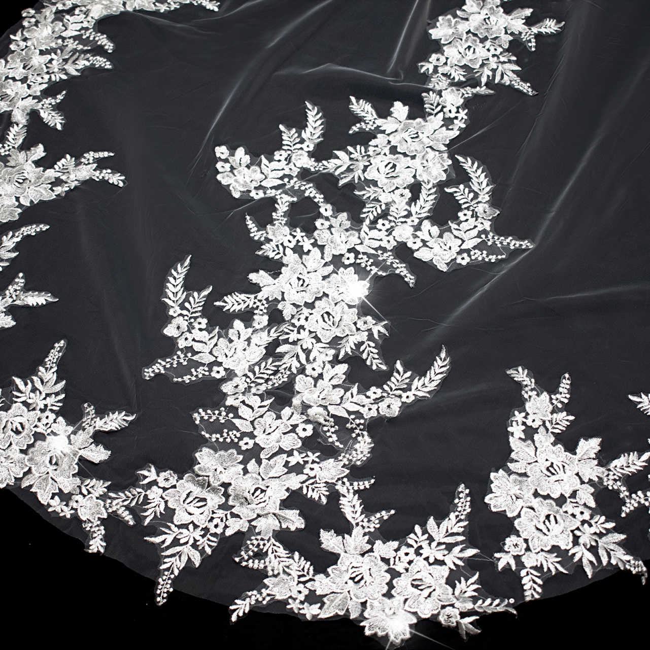New Fashion 3D Floral Bridal Veils 3M Cathedral Length Long White Ivory Champagne Wedding Veils with Combs Tulle and Lace Appliques