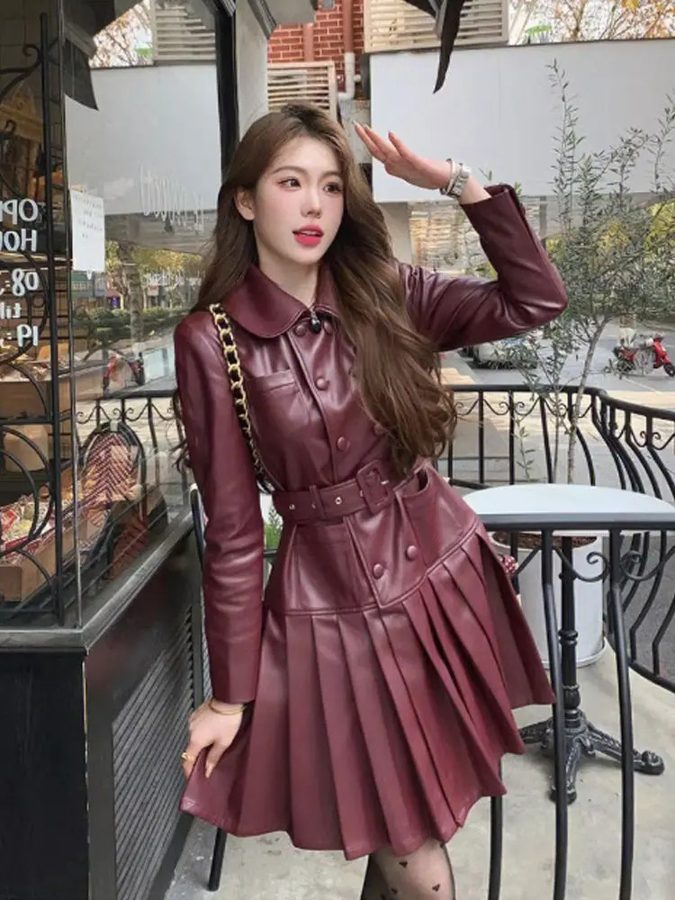 Autumn retro red French highend Hepburn style polo neck womens tight Aline pleated mini dress 241212