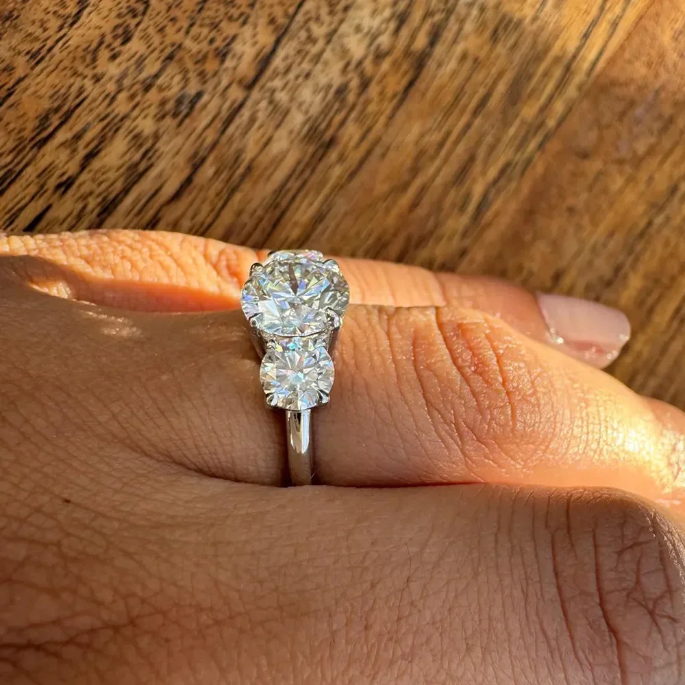 4 Carat Ring with Certificate 925 Sterling Silver Brilliant Cut Lab Diamond Engagement Wedding Band for Women 241213