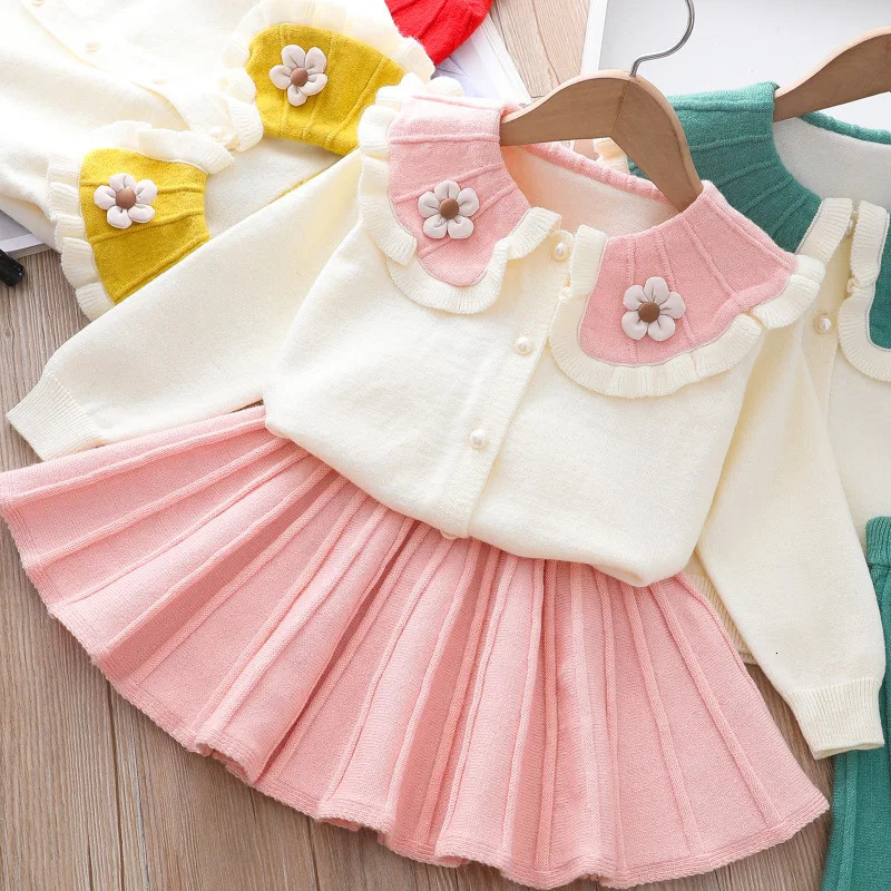 Baby Girls Sweater Set Autumn Winter Tricolor Fruit Sweater Pleated Skirt Two-piece with Free Bag Toddler Girls Knitted Clothes 241213