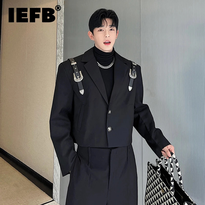 IEFB Elgance Mens Suit Coat Metal Buckle Leather Strap Niche n Short Korean Style Blazers Fashion Autumn Tops 9C2135 241211