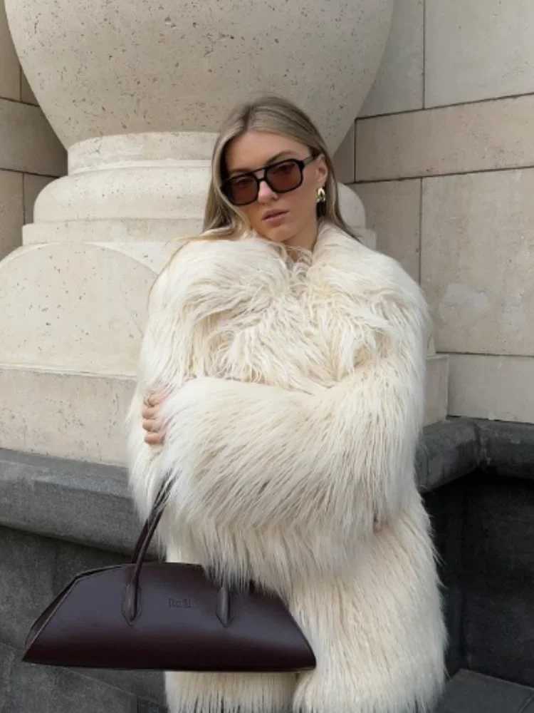 2024 Winter Warm Big Collar Fluffy Imitation Womens Fur Coat Elegant Long Sleeve Loose Solid Thick Jacket Womens New Coat X241214