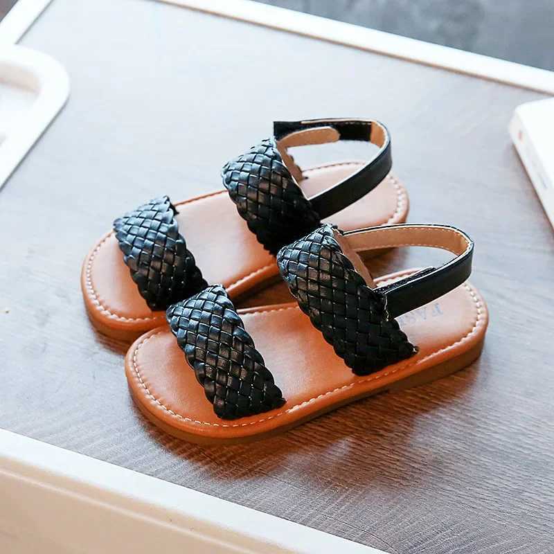Sandals New Toddler Shoes Girl Summer Braided Vacation Beach Children Sandals Retro Weave Kids Sliders Back Strape Slingback Shoe G12286 H241213