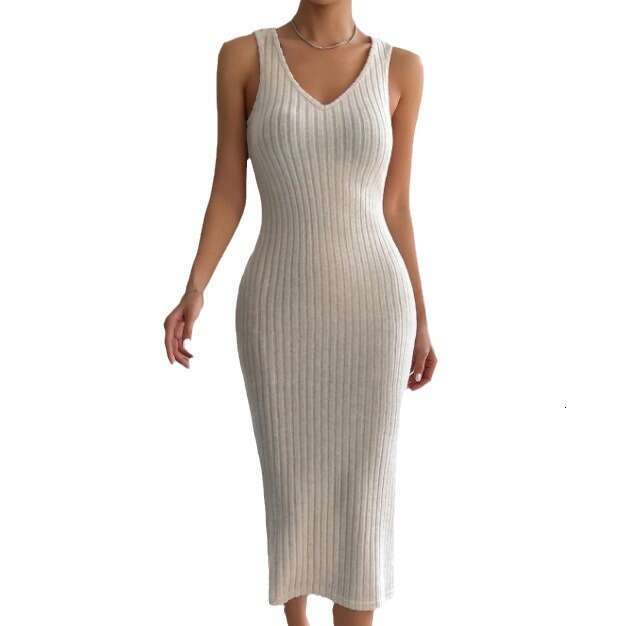 2023 casual suit women's autumn new style pit stripe fleece long sleeved top with suspender skirt