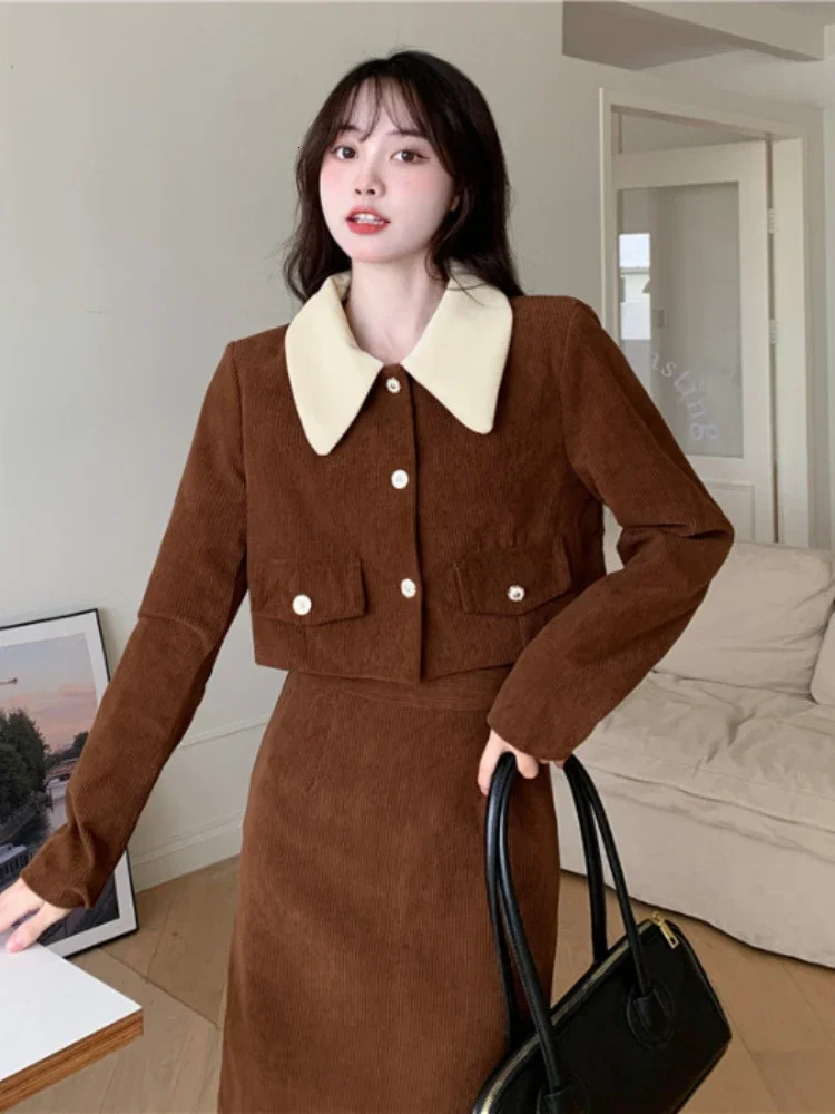 Fashion Two Piece Set Autumn Corduroy Versatile Solid Lapel Button Pocket Small Fragrant Coat Slim Aline Half Length Skirt 241211