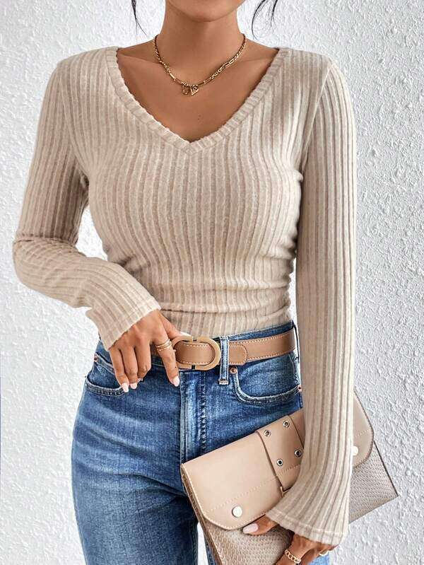 2023 European and American Autumn Fashion Versatile Solid Color V-neck Side Folded Long Sleeve Pit Strip Matte T-shirt for Women