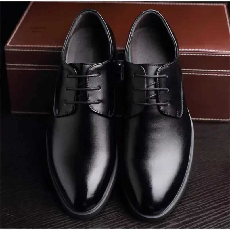 Leather Shoes for Men Formal Dress Wedding Flats British Style Casual Oxfords Non Slip Office Work Designer ShoesC241213