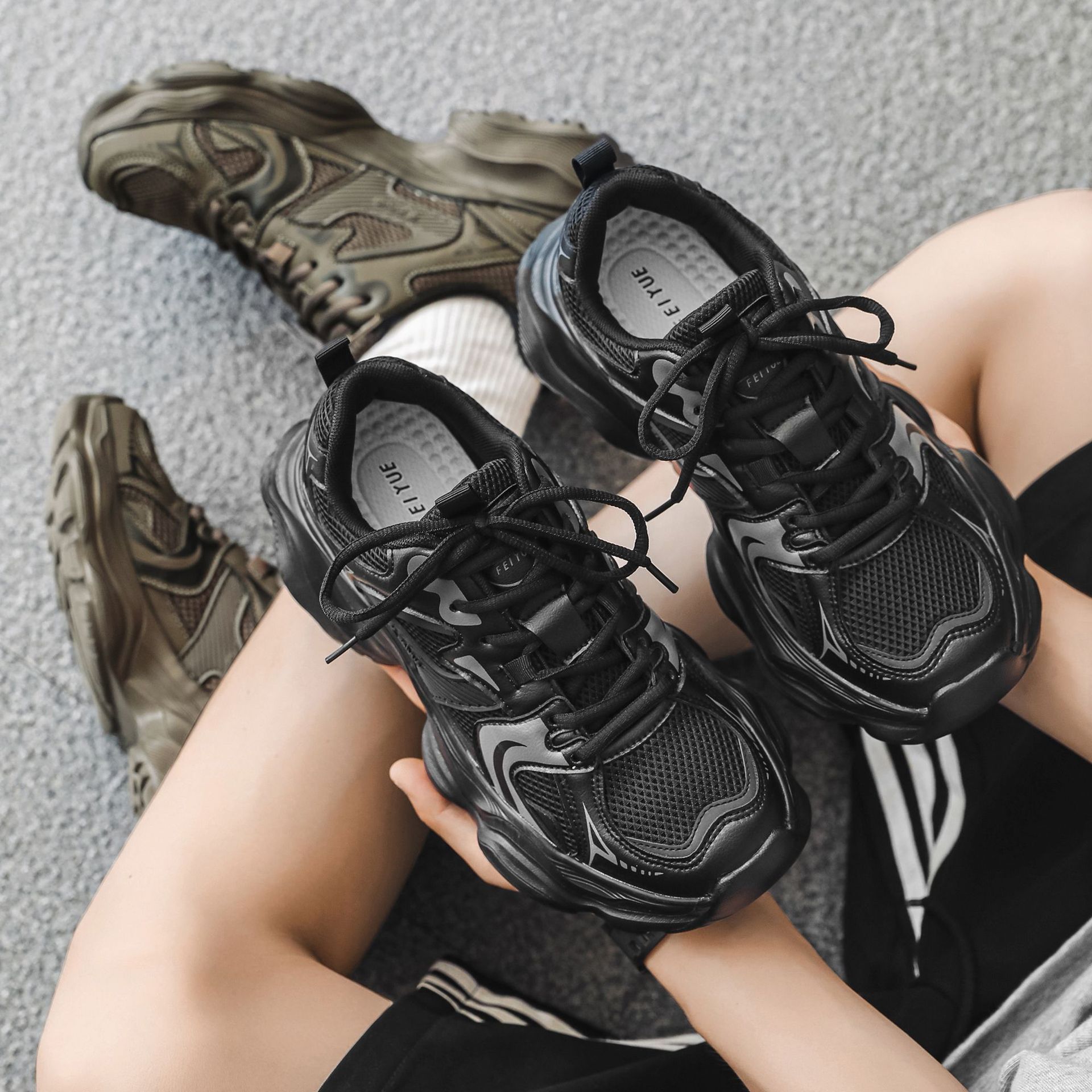2025 free shipping new designer shoes for mens running shoes black brown Thick soled height increasing shoes for outdoor sneakers sport shoes