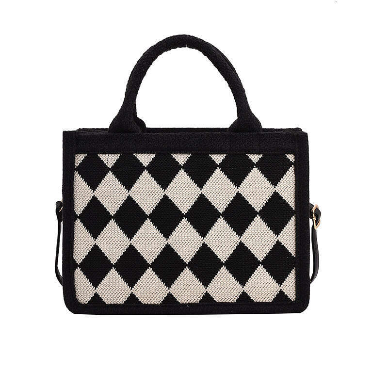 Cross Border Foreign Trade Tote Bag, Women's New Black And White Dia Grid Handbag, Large Capacity Daily Commuting Shoulder Bag