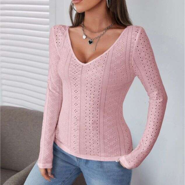 European American women's short 2023 autumn and winter new item slim fit V-neck long sleeved solid color eyelets T-shirt for women