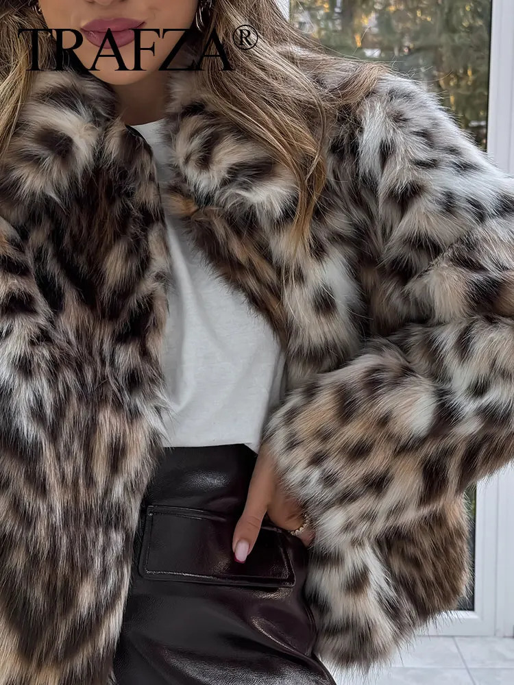 TRAFZA Female Winter Vintage Leopard Printed Fur Coat Long Sleeves Lapel Loose Warm Retro Jacket Causal Street Coats 241213