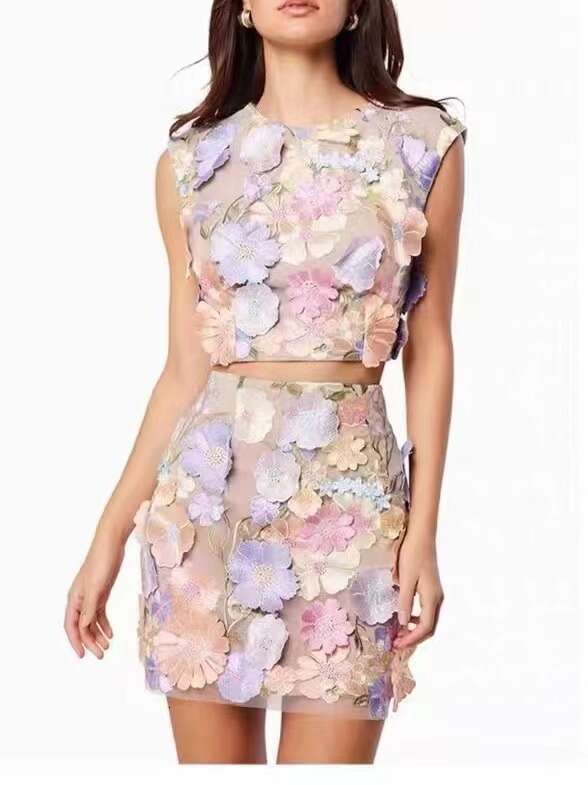 Spring Women's Dress High-End Embroidery Hook Wer Two-Piece Sleeveless Short Top, Hip Hing Skirt Set