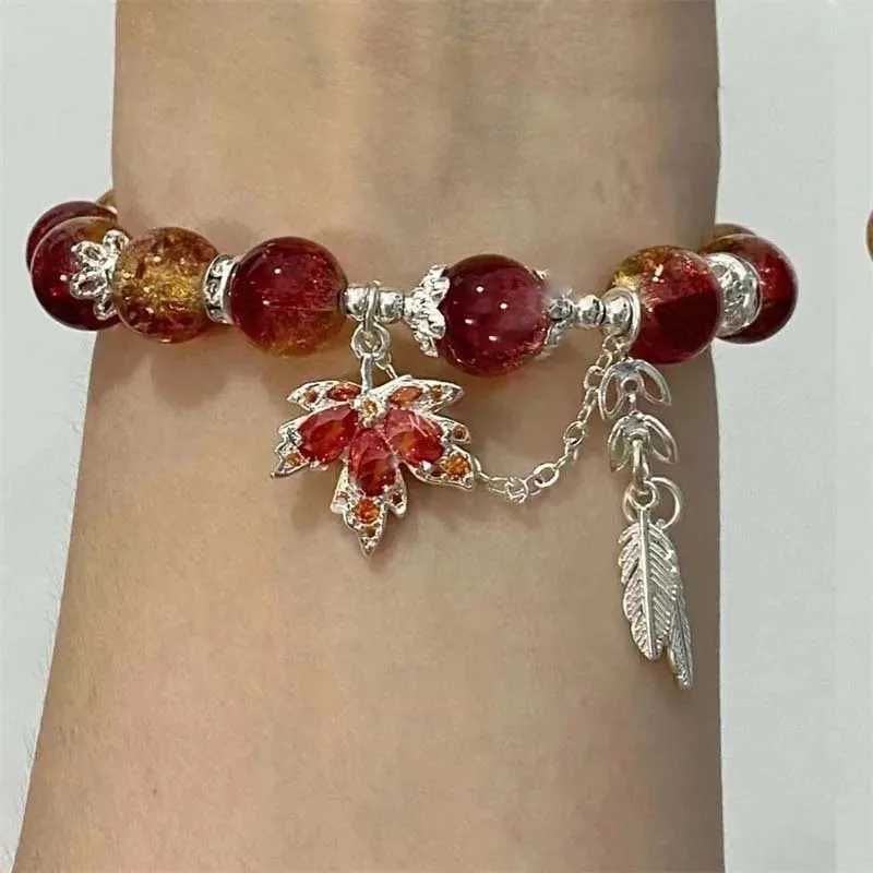 New Tren Red Crystal Beaded Mle Bracelet for Women Fashion Butterfly Feather Pendant Bracelet Friendship Jewelry GiftXJ241214