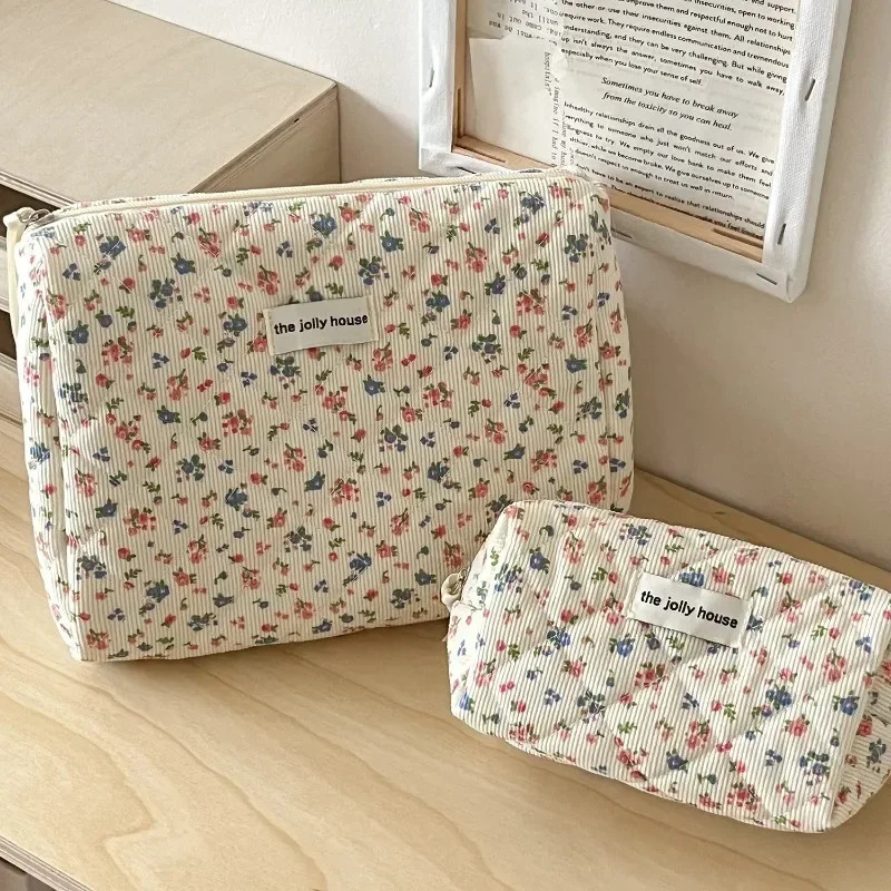 2024 vintage floral womens makeup bag womens cosmetics travel storage bag handbag large capacity bedding cotton handbag 241212