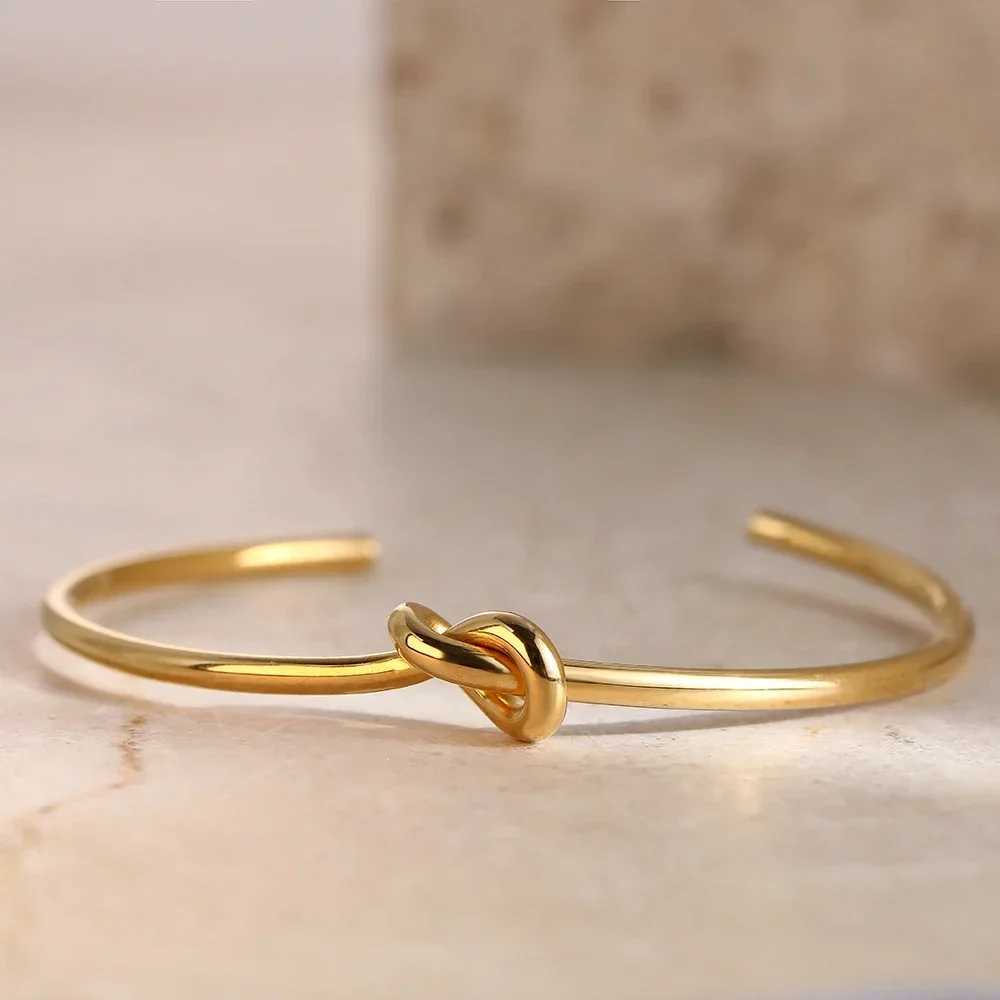 Stainl Steel Bracelets Vintage Mens Fashion Woven Twist Texture Bangles for Women Jewelry Statement Streetwear Goth GiftsXJ241214
