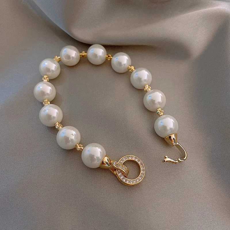 2024 New Arrival Retro Light Luxury Elegant Zircon Circle Pearl Bracelet For Women Fashion Sweet Crystal Jewelry Party GiftsXJ241214