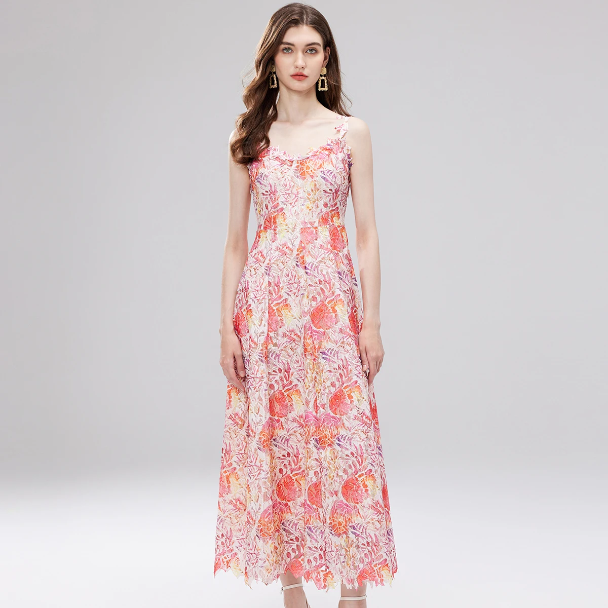 New Summer Casual Dresses AQuality Summer Sundress Holiday Flower Lace Embroidery Prom Evening Dress Women Sexy Backless A Line Long Wedding Dresses P